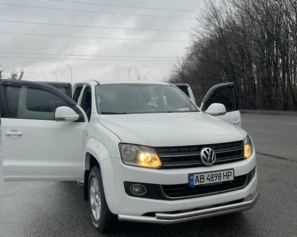 Білий Фольксваген Амарок, об'ємом двигуна 1.97 л та пробігом 261 тис. км за 18500 $, фото 1 на Automoto.ua