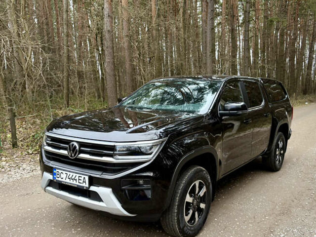 Чорний Фольксваген Амарок, об'ємом двигуна 3 л та пробігом 55 тис. км за 60000 $, фото 1 на Automoto.ua