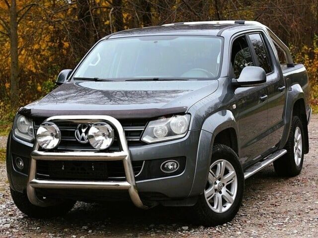 Серый Фольксваген Амарок, объемом двигателя 2.5 л и пробегом 178 тыс. км за 6250 $, фото 1 на Automoto.ua