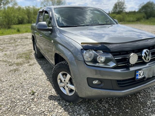 Серый Фольксваген Амарок, объемом двигателя 2 л и пробегом 335 тыс. км за 20000 $, фото 1 на Automoto.ua