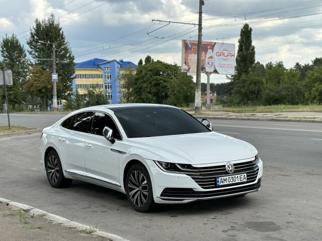Білий Фольксваген Arteon, об'ємом двигуна 2 л та пробігом 185 тис. км за 24953 $, фото 1 на Automoto.ua