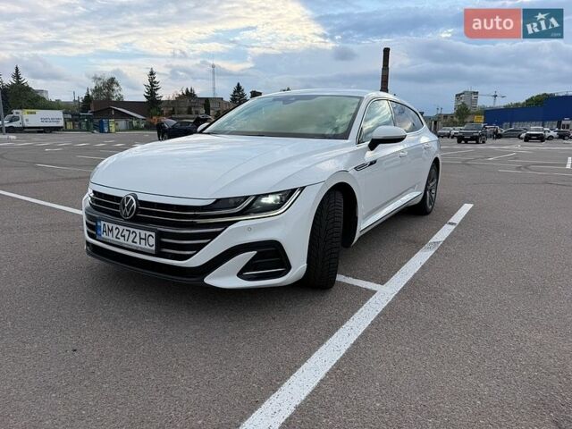 Белый Фольксваген Arteon, объемом двигателя 1.97 л и пробегом 170 тыс. км за 35000 $, фото 1 на Automoto.ua