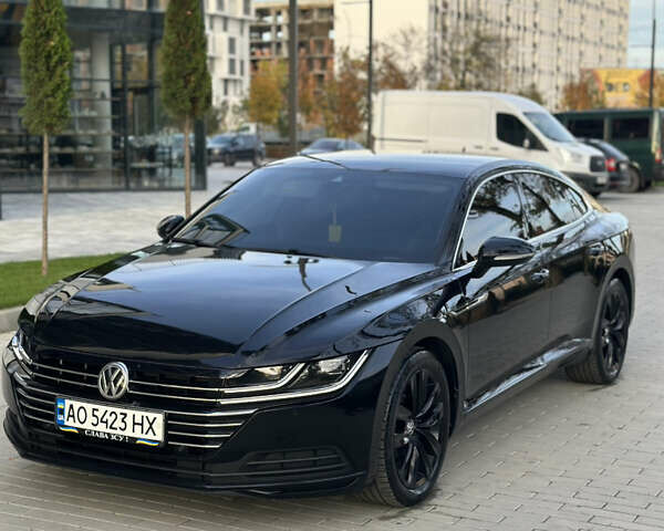 Черный Фольксваген Arteon, объемом двигателя 2 л и пробегом 222 тыс. км за 25000 $, фото 1 на Automoto.ua