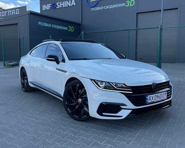 Фольксваген Arteon, об'ємом двигуна 2 л та пробігом 94 тис. км за 29800 $, фото 1 на Automoto.ua