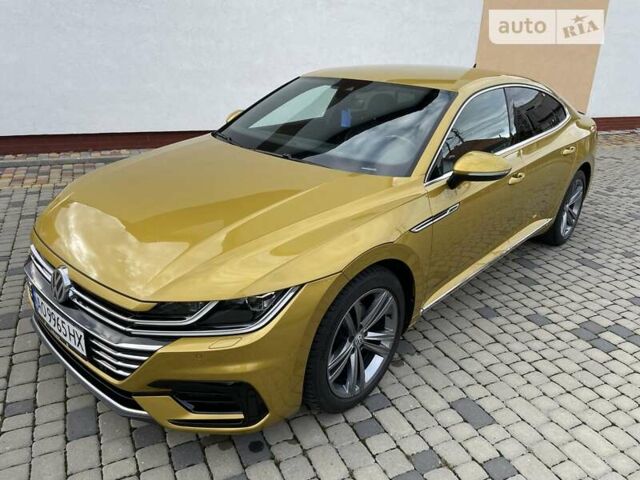 Жовтий Фольксваген Arteon, об'ємом двигуна 2 л та пробігом 228 тис. км за 29000 $, фото 1 на Automoto.ua