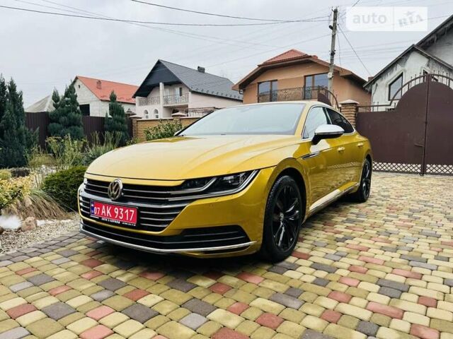 Жовтий Фольксваген Arteon, об'ємом двигуна 2 л та пробігом 169 тис. км за 24300 $, фото 1 на Automoto.ua