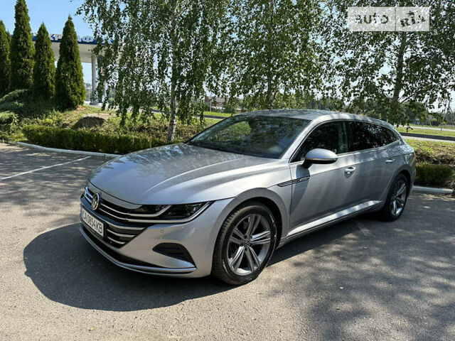 Серый Фольксваген Arteon, объемом двигателя 2 л и пробегом 58 тыс. км за 43500 $, фото 1 на Automoto.ua