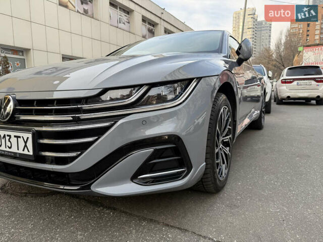 Серый Фольксваген Arteon, объемом двигателя 2 л и пробегом 30 тыс. км за 43300 $, фото 1 на Automoto.ua