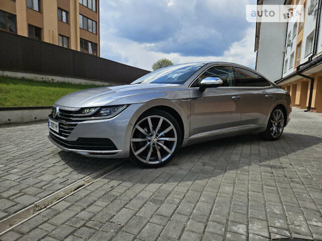 Серый Фольксваген Arteon, объемом двигателя 1.98 л и пробегом 123 тыс. км за 23900 $, фото 1 на Automoto.ua