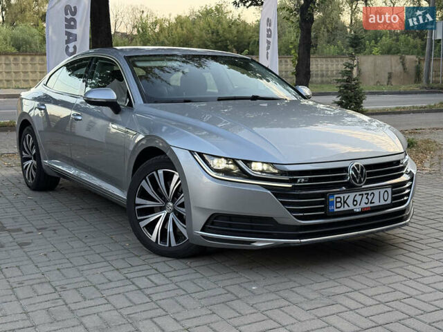 Серый Фольксваген Arteon, объемом двигателя 1.98 л и пробегом 44 тыс. км за 19000 $, фото 1 на Automoto.ua
