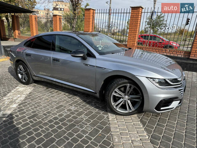 Серый Фольксваген Arteon, объемом двигателя 1.97 л и пробегом 127 тыс. км за 26100 $, фото 1 на Automoto.ua