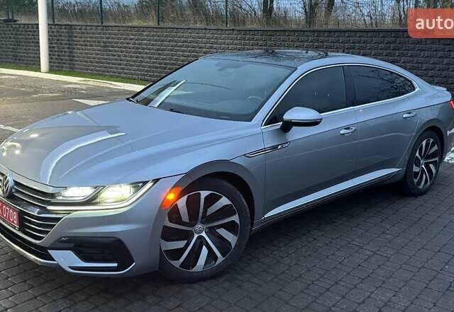 Сірий Фольксваген Arteon, об'ємом двигуна 0 л та пробігом 111 тис. км за 22000 $, фото 1 на Automoto.ua