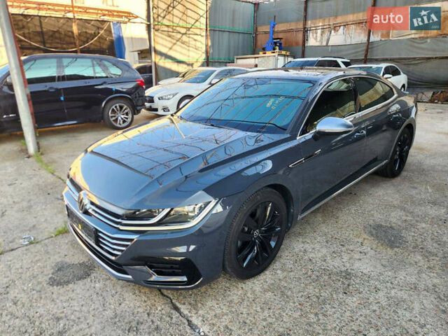 Сірий Фольксваген Arteon, об'ємом двигуна 2 л та пробігом 117 тис. км за 31500 $, фото 1 на Automoto.ua