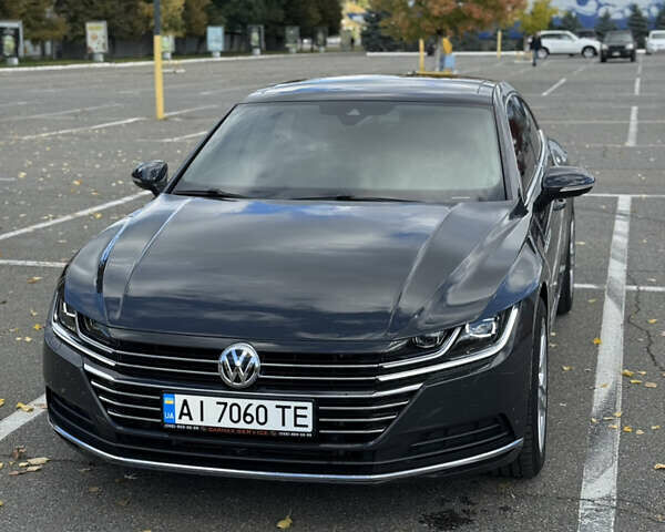 Серый Фольксваген Arteon, объемом двигателя 1.97 л и пробегом 73 тыс. км за 33200 $, фото 1 на Automoto.ua