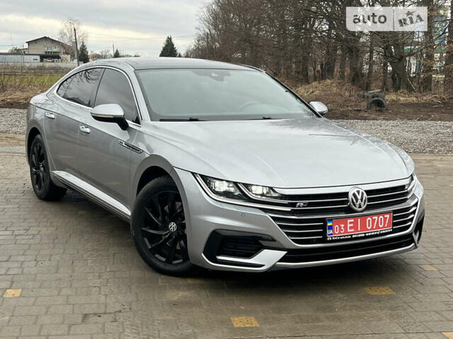 Сірий Фольксваген Arteon, об'ємом двигуна 2 л та пробігом 158 тис. км за 28499 $, фото 1 на Automoto.ua