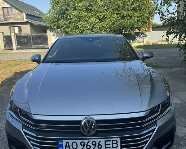Фольксваген Arteon 2020 в Ужгороде на Automoto.ua Серый Фольксваген Arteon, объемом двигателя 1.98 л и пробегом 180 тыс. км за 25000 $, фото 1 на Automoto.ua