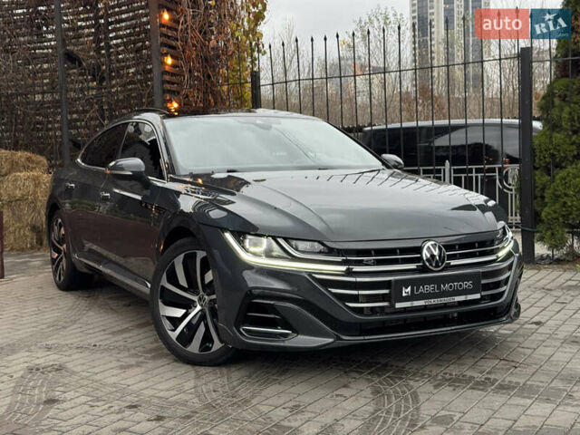 Серый Фольксваген Arteon, объемом двигателя 1.98 л и пробегом 78 тыс. км за 29900 $, фото 1 на Automoto.ua
