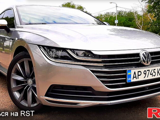 Серый Фольксваген Arteon, объемом двигателя 2 л и пробегом 166 тыс. км за 29700 $, фото 1 на Automoto.ua