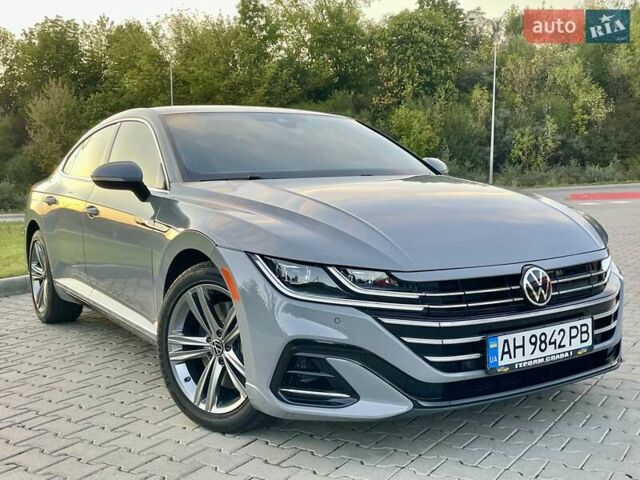 Серый Фольксваген Arteon, объемом двигателя 1.98 л и пробегом 117 тыс. км за 25000 $, фото 1 на Automoto.ua