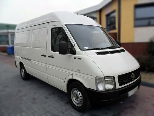 Білий Фольксваген Б, об'ємом двигуна 2.5 л та пробігом 300 тис. км за 8500 $, фото 1 на Automoto.ua