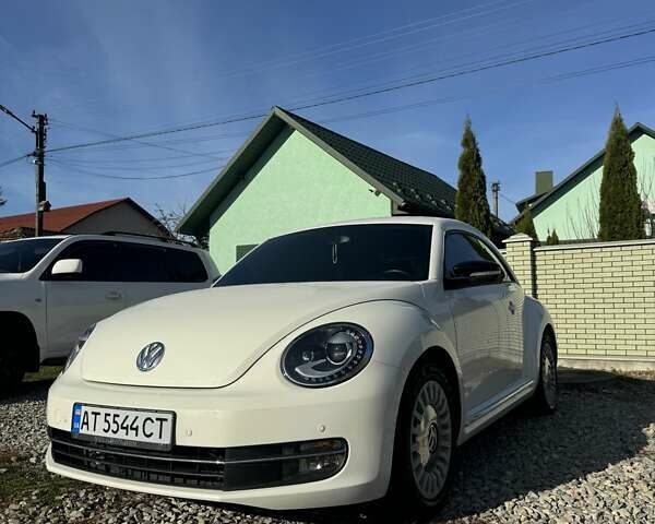 Білий Фольксваген Бітл, об'ємом двигуна 1.98 л та пробігом 115 тис. км за 13750 $, фото 1 на Automoto.ua