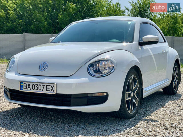 Белый Фольксваген Битл, объемом двигателя 2.5 л и пробегом 160 тыс. км за 10450 $, фото 1 на Automoto.ua