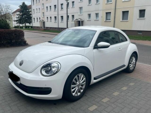 Белый Фольксваген Битл, объемом двигателя 1.2 л и пробегом 112 тыс. км за 18815 $, фото 1 на Automoto.ua