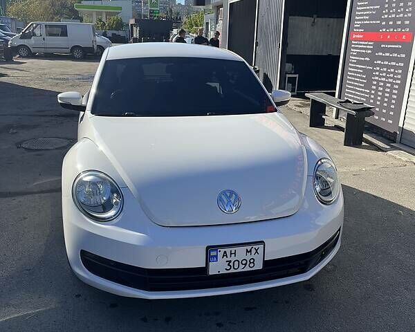 Білий Фольксваген Бітл, об'ємом двигуна 2.5 л та пробігом 45 тис. км за 11000 $, фото 1 на Automoto.ua