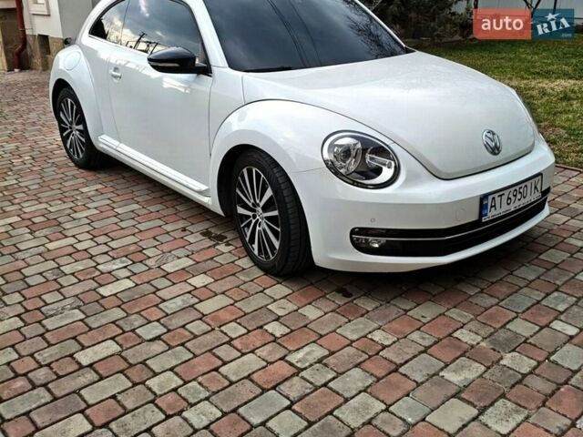 Білий Фольксваген Бітл, об'ємом двигуна 1.6 л та пробігом 147 тис. км за 8500 $, фото 1 на Automoto.ua