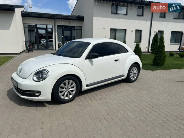 Білий Фольксваген Бітл, об'ємом двигуна 1.8 л та пробігом 141 тис. км за 12000 $, фото 1 на Automoto.ua