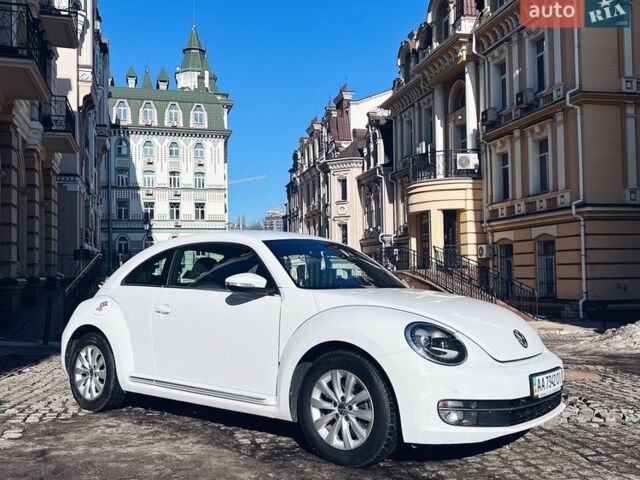 Белый Фольксваген Битл, объемом двигателя 1.4 л и пробегом 120 тыс. км за 13900 $, фото 1 на Automoto.ua