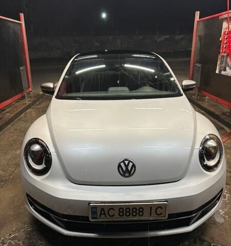 Білий Фольксваген Бітл, об'ємом двигуна 1.97 л та пробігом 170 тис. км за 14100 $, фото 1 на Automoto.ua