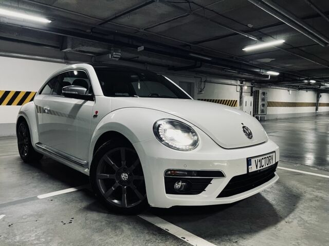 Білий Фольксваген Бітл, об'ємом двигуна 2 л та пробігом 166 тис. км за 14300 $, фото 1 на Automoto.ua