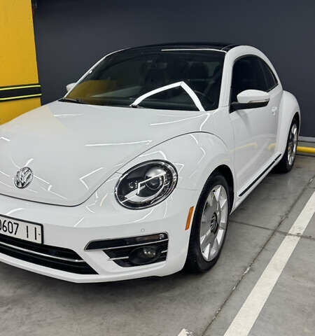 Білий Фольксваген Бітл, об'ємом двигуна 1.98 л та пробігом 107 тис. км за 16000 $, фото 1 на Automoto.ua