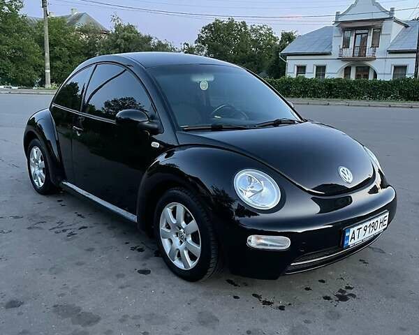 Черный Фольксваген Битл, объемом двигателя 1.6 л и пробегом 260 тыс. км за 4000 $, фото 1 на Automoto.ua