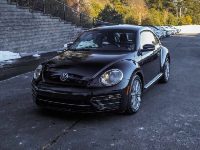 Чорний Фольксваген Бітл, об'ємом двигуна 1.8 л та пробігом 72 тис. км за 8400 $, фото 1 на Automoto.ua