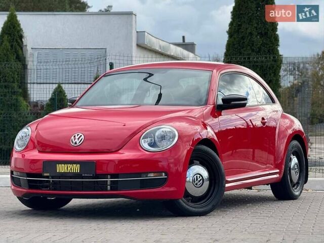 Фольксваген Бітл 2016 у Києві на Automoto.ua Червоний Фольксваген Бітл, об'ємом двигуна 1.8 л та пробігом 126 тис. км за 11900 $, фото 1 на Automoto.ua