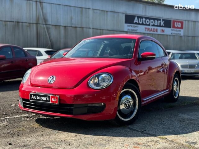 Красный Фольксваген Битл, объемом двигателя 2.5 л и пробегом 171 тыс. км за 11990 $, фото 1 на Automoto.ua