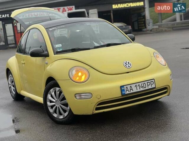 Желтый Фольксваген Битл, объемом двигателя 1.6 л и пробегом 283 тыс. км за 3300 $, фото 1 на Automoto.ua