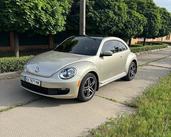 Серый Фольксваген Битл, объемом двигателя 2.48 л и пробегом 187 тыс. км за 10800 $, фото 1 на Automoto.ua