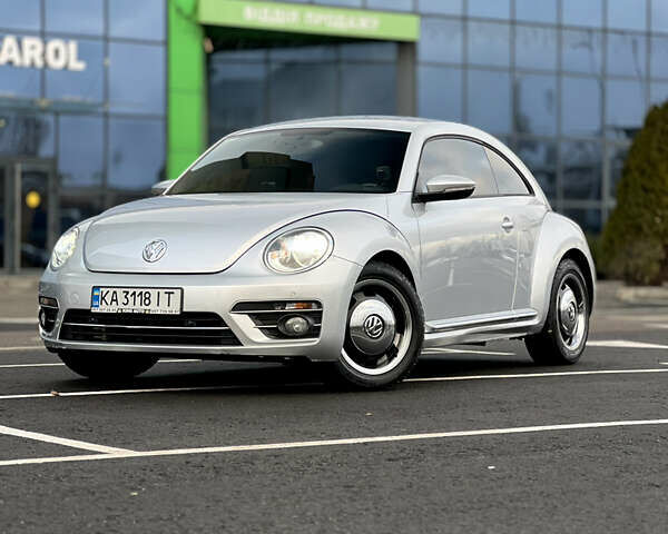 Серый Фольксваген Битл, объемом двигателя 1.8 л и пробегом 59 тыс. км за 13699 $, фото 1 на Automoto.ua