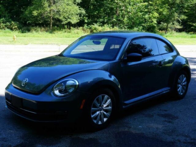 Серый Фольксваген Битл, объемом двигателя 1.8 л и пробегом 71 тыс. км за 8400 $, фото 1 на Automoto.ua