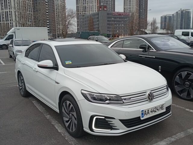 Білий Фольксваген Бора, об'ємом двигуна 0 л та пробігом 45 тис. км за 376 $, фото 1 на Automoto.ua