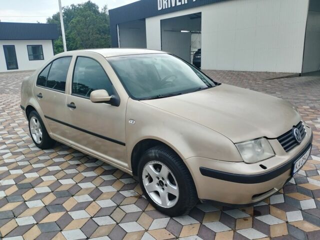 Фольксваген Бора 2003 у Броварах на Automoto.ua Бежевий Фольксваген Бора, об'ємом двигуна 1.6 л та пробігом 300 тис. км за 2500 $, фото 1 на Automoto.ua