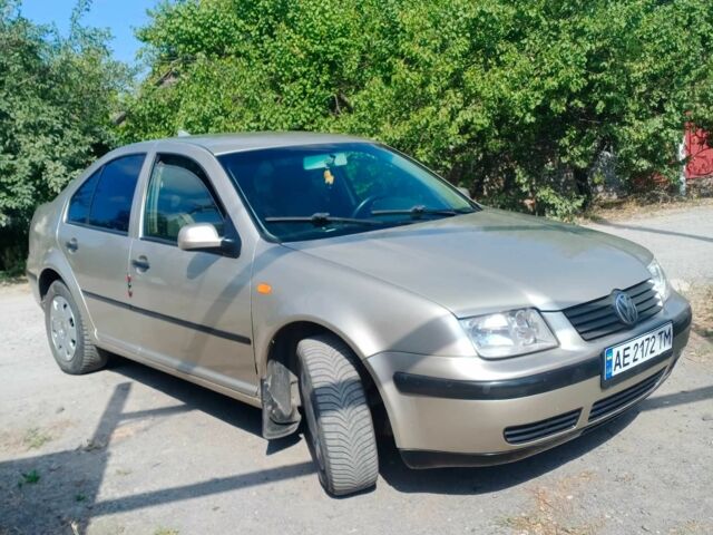 Фольксваген Бора 2003 у Кривому Розі на Automoto.ua Бежевий Фольксваген Бора, об'ємом двигуна 1.6 л та пробігом 2 тис. км за 3837 $, фото 1 на Automoto.ua