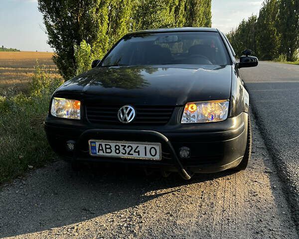 Черный Фольксваген Бора, объемом двигателя 1.9 л и пробегом 284 тыс. км за 4400 $, фото 1 на Automoto.ua
