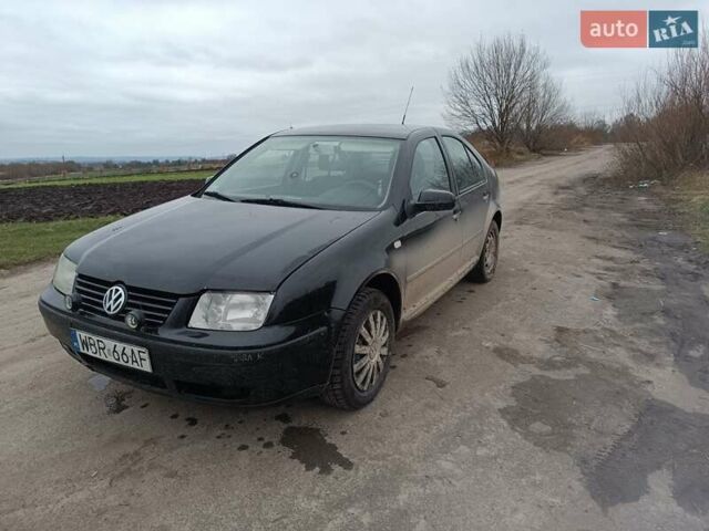 Черный Фольксваген Бора, объемом двигателя 1.9 л и пробегом 400 тыс. км за 1900 $, фото 1 на Automoto.ua