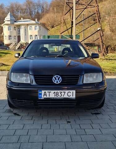 Черный Фольксваген Бора, объемом двигателя 2.33 л и пробегом 395 тыс. км за 3550 $, фото 1 на Automoto.ua