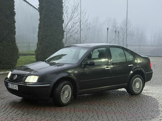 Черный Фольксваген Бора, объемом двигателя 1.9 л и пробегом 262 тыс. км за 2600 $, фото 1 на Automoto.ua