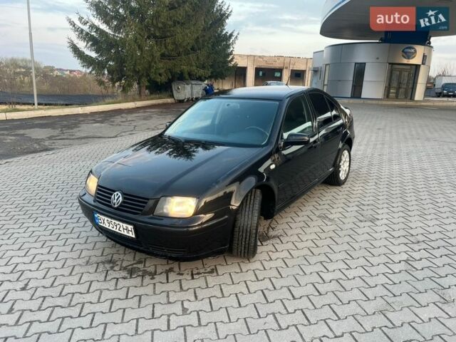 Черный Фольксваген Бора, объемом двигателя 1.6 л и пробегом 208 тыс. км за 4100 $, фото 1 на Automoto.ua